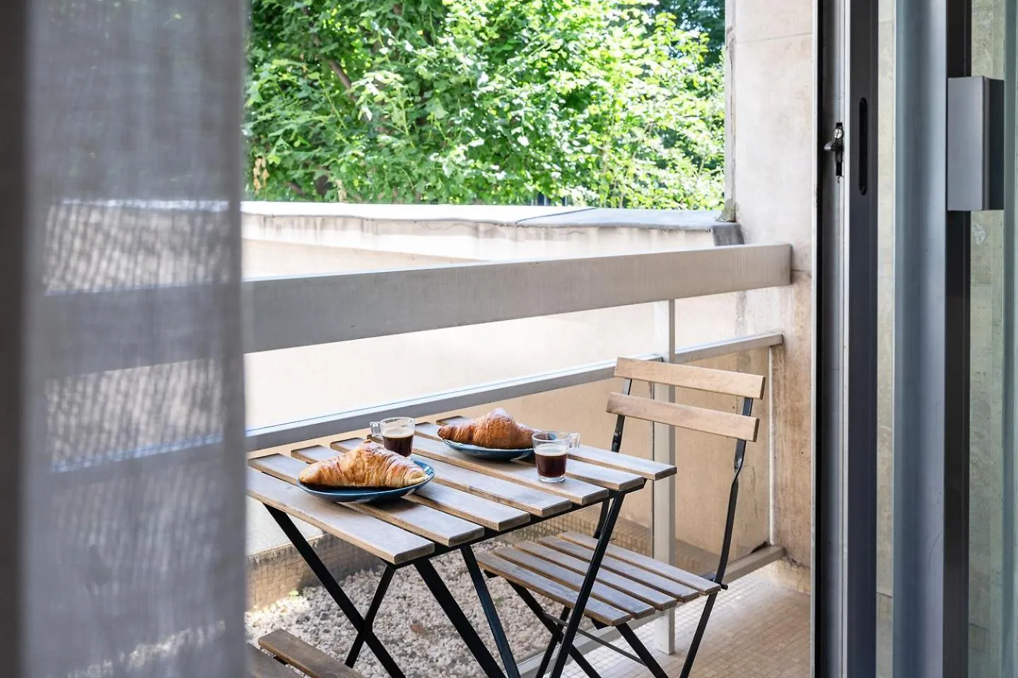 Renove Avec Balcon Pres Des Champs-elysees 公寓 *